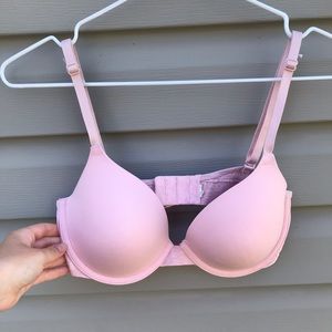 PINK Victoria’s Secret bra